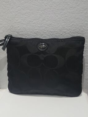 Coach Travel Tote Bag With Pouch.